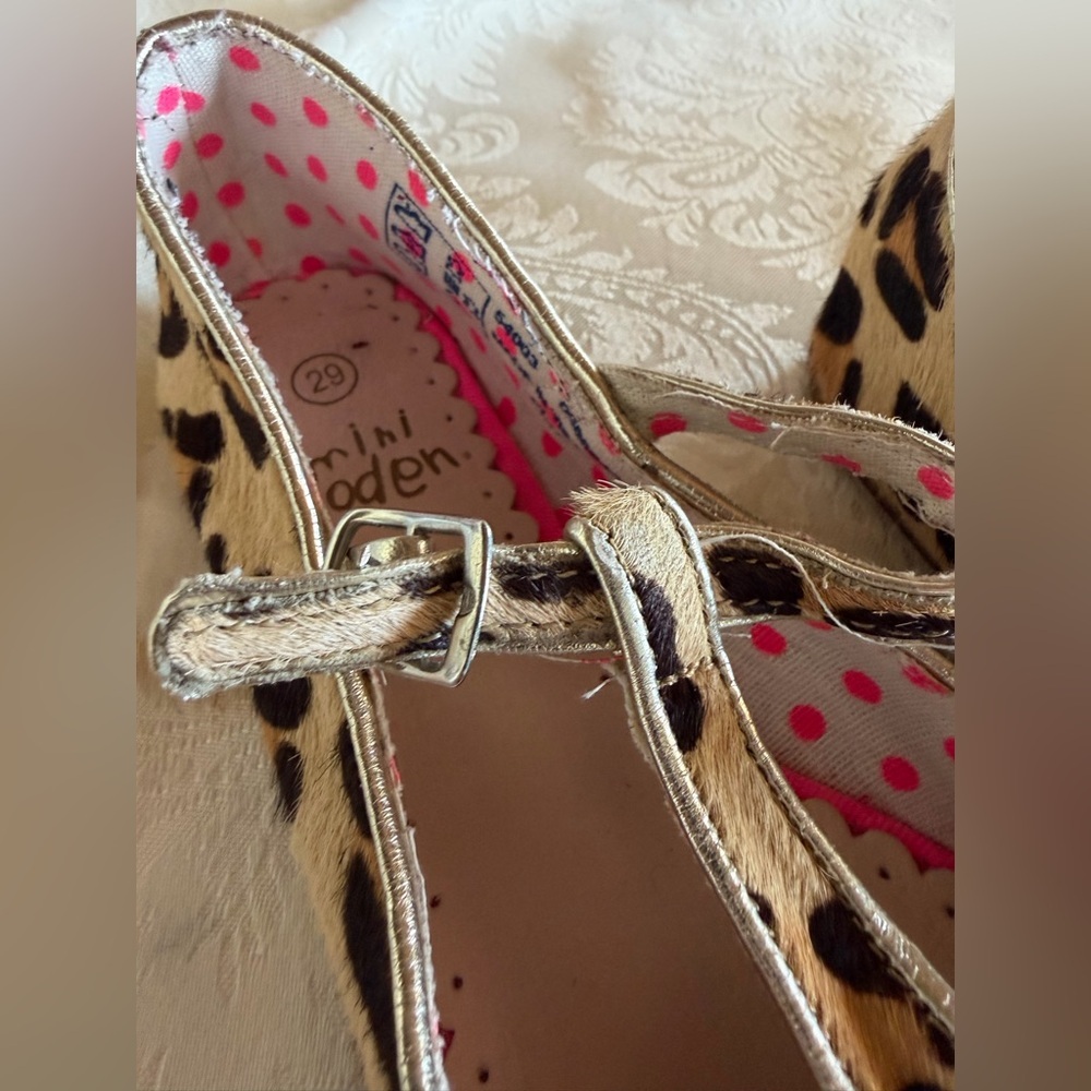 Mini Boden Kids Shoes with Animal Print *PLAY* - Picture 5 of 6